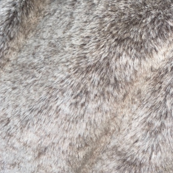 Emanuel Geraldo Womens Faux Fur Infinity Wrap Tan Cream - Picture 9 of 10